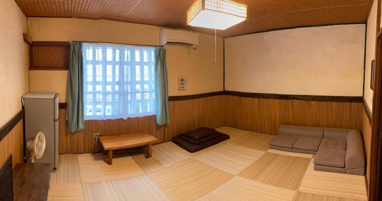 ペンションやいま日和 Hotel Ishigaki  Kültér fotó