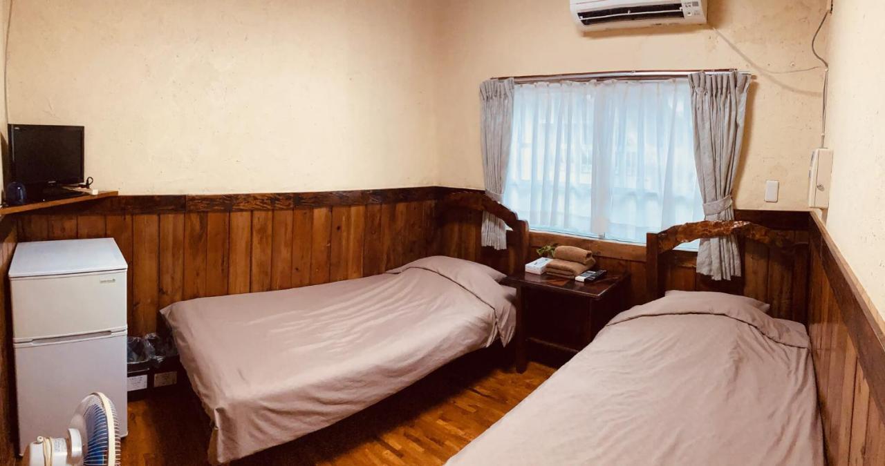 ペンションやいま日和 Hotel Ishigaki  Kültér fotó
