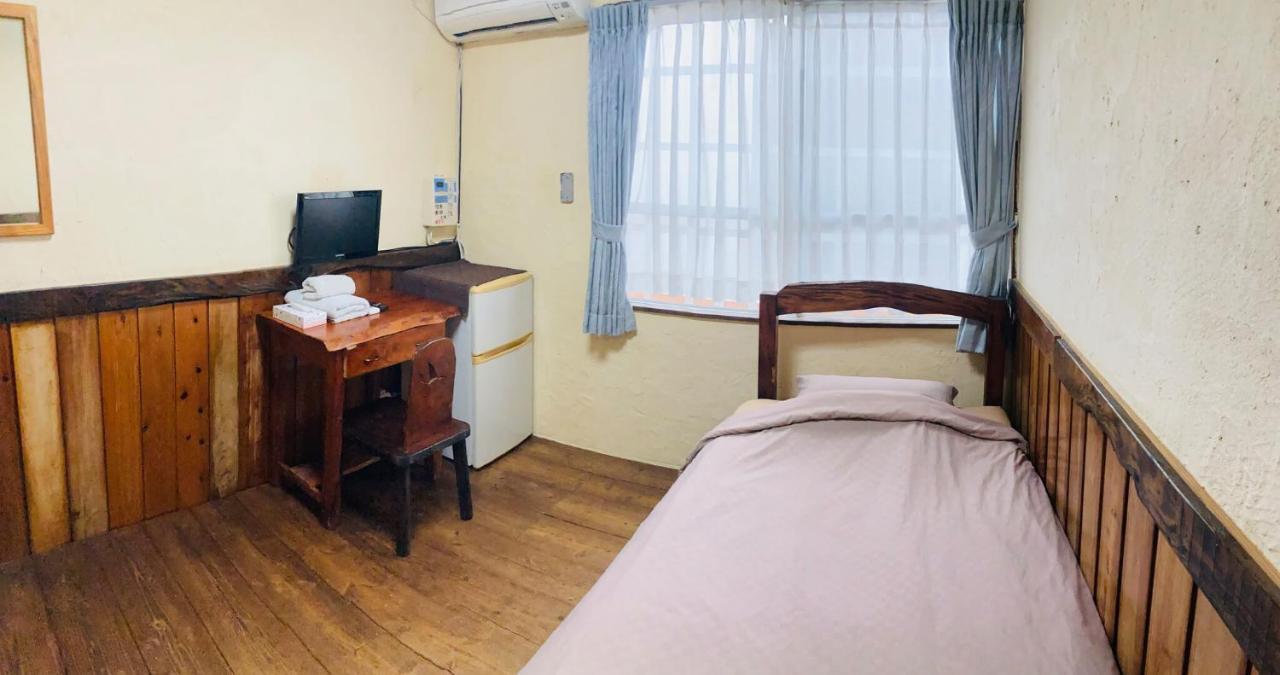 ペンションやいま日和 Hotel Ishigaki  Kültér fotó